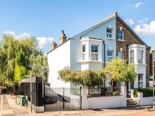 House for sale in Royal Borough of Greenwich, Greater London