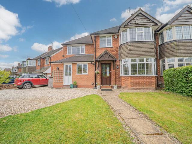 House for sale in Kingswood, Warwick