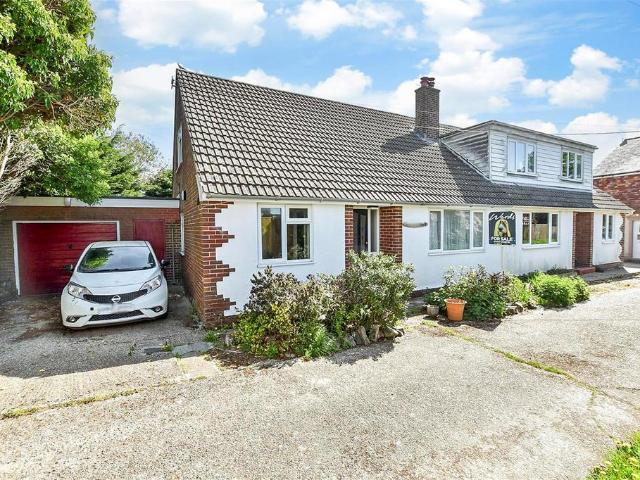 House for sale in West Hougham, Ash