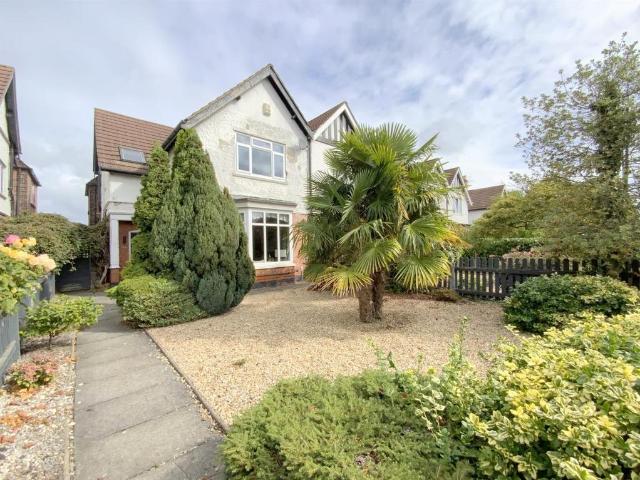 House for sale in Wellow, Grimsby