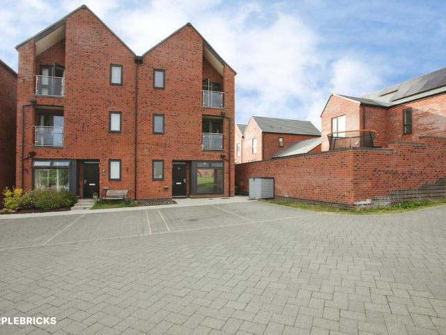 House for sale in Middlemore, Daventry