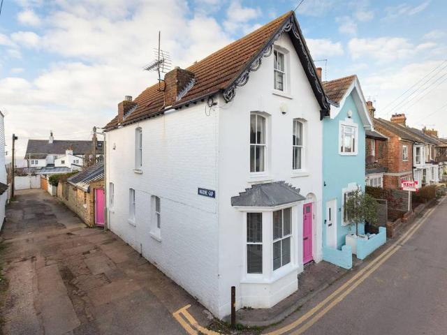 House for sale in The Bridge, Kent