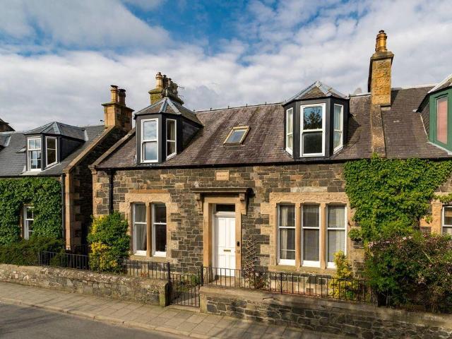 House for sale in Peebles, Scotland