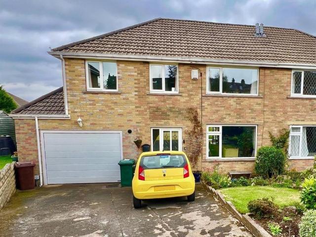 House for sale in Shepley, West Yorkshire