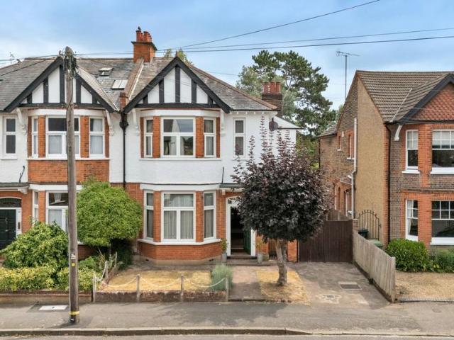 House for sale in Watford Heath, North Watford