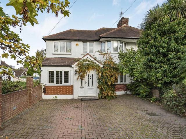 House for sale in New Malden, Greater London