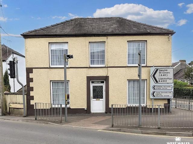 House for sale in Carmarthen, Wales