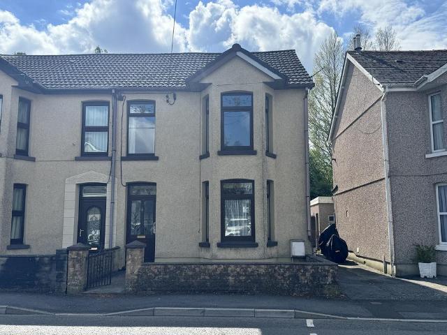 House for sale in Tir-y-dail, Ammanford