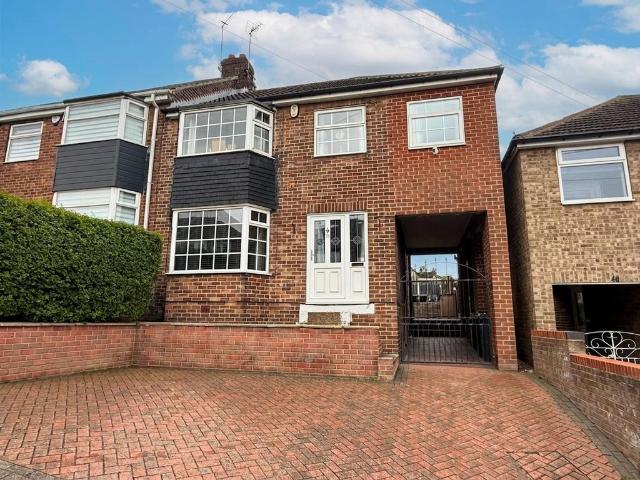 House for sale in Kimberworth, South Yorkshire