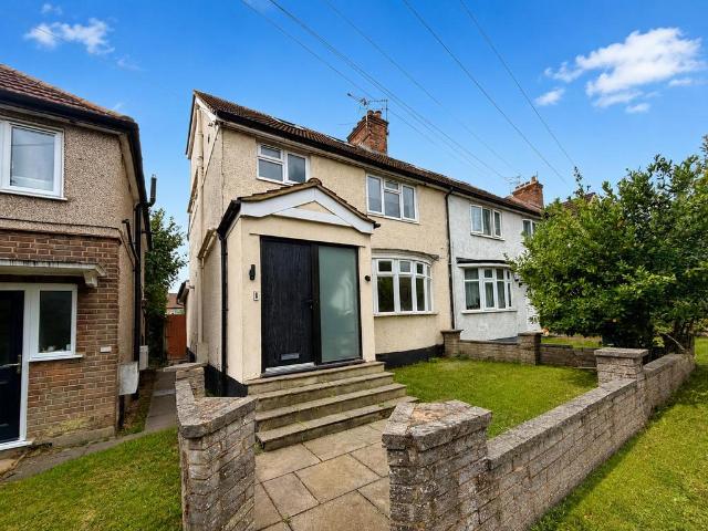 House for sale in North Watford, Hertfordshire