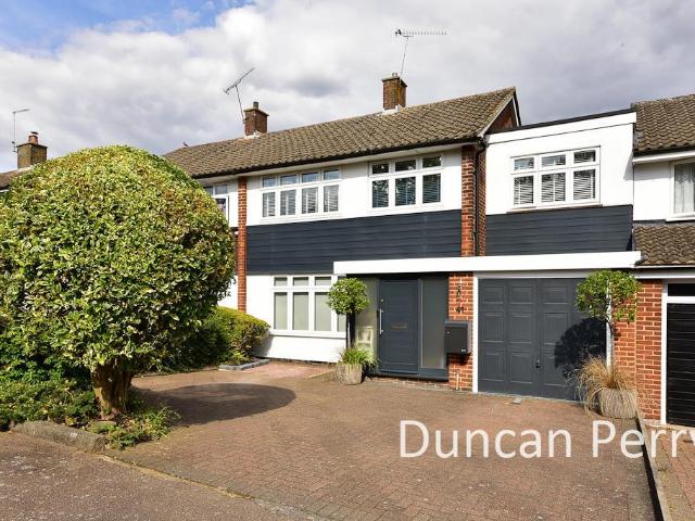 House for sale in Potters Bar, Hertfordshire