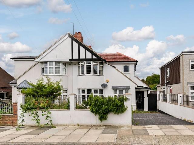 House for sale in Royal Borough of Greenwich, Greater London