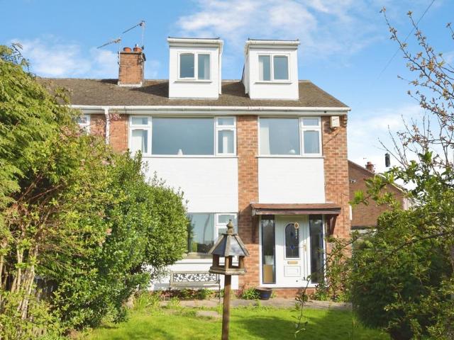 House for sale in Loundsley Green, East Midlands