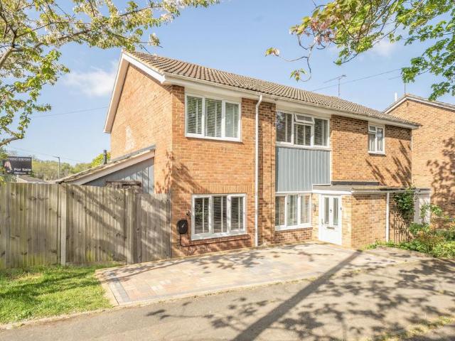 House for sale in Rainham, Gillingham