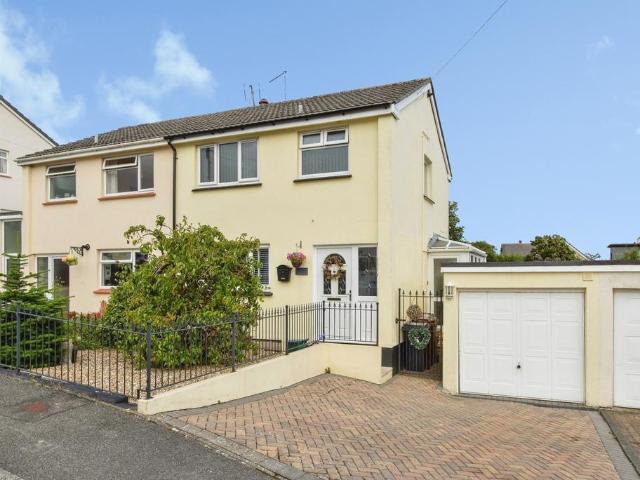 House for sale in St Stephen, Cornwall