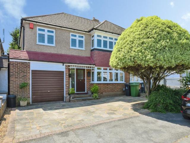 House for sale in Goffs Oak, Broxbourne