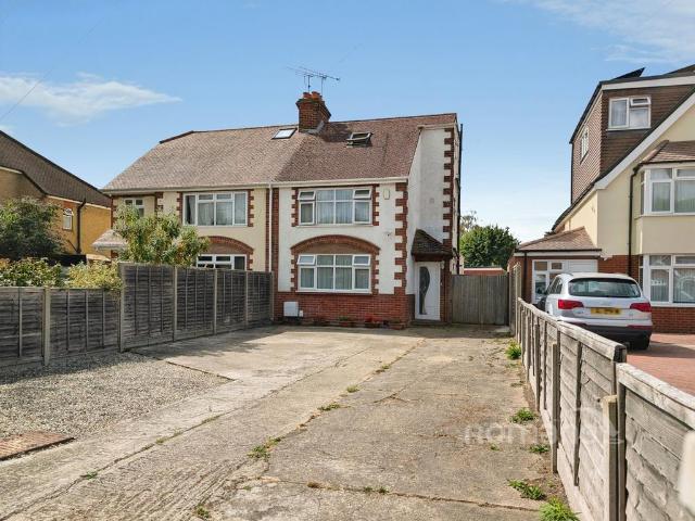 House for sale in Earley
