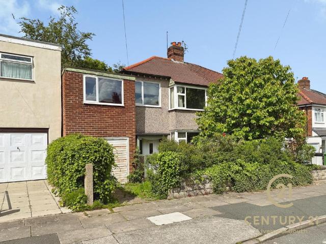 House for sale in Hunts Cross, Calderstones