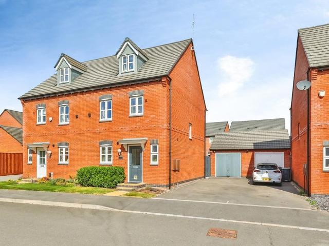 House for sale in Gedling, East Midlands