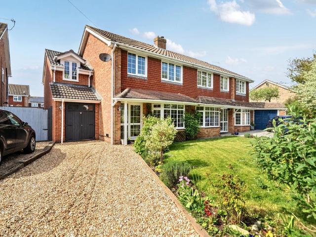 House for sale in Littlecote, West Sussex