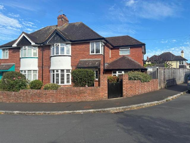 House for sale in Watergate, Devon