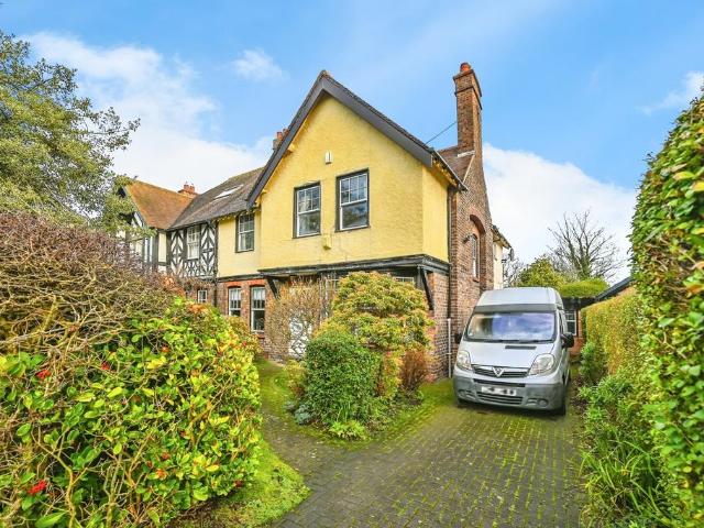 House for sale in Thornton, Sefton