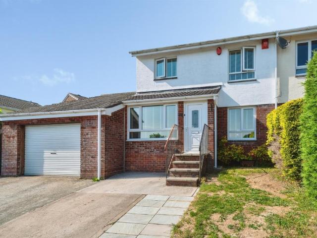House for sale in Colebrook Village, Mount Wise