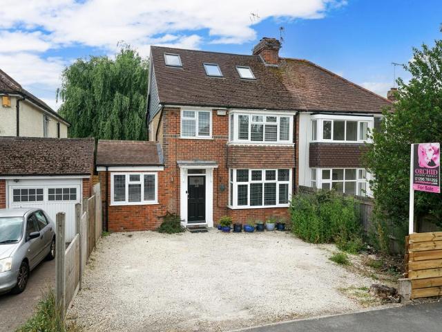 House for sale in Broughton, Aylesbury