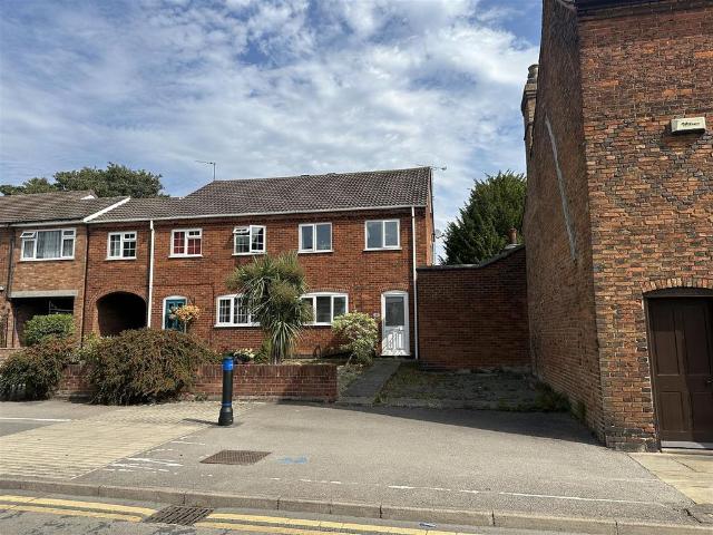 House for sale in South Wigston, Wigston Magna