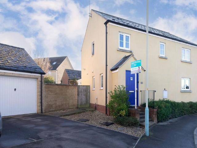 House for sale in Queenswood Grove, Tewkesbury