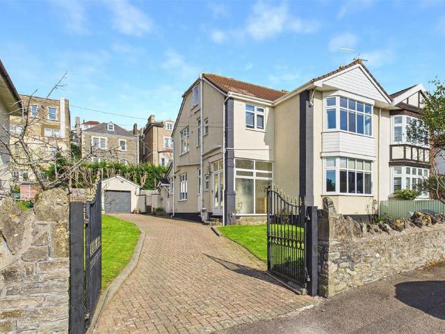 House for sale in Clevedon, North Somerset