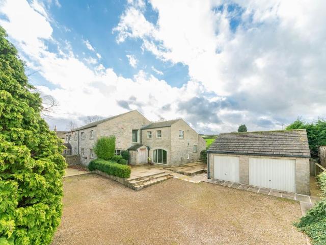 House for sale in Holme Valley, Holmfirth