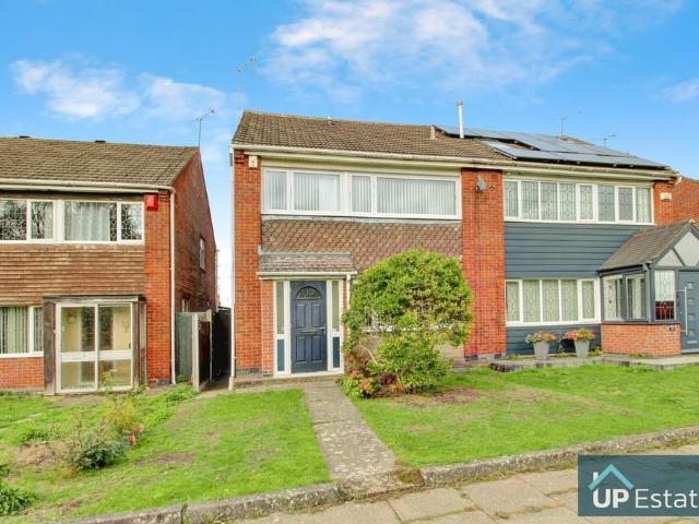 House for sale in Ernesford Grange, West Midlands