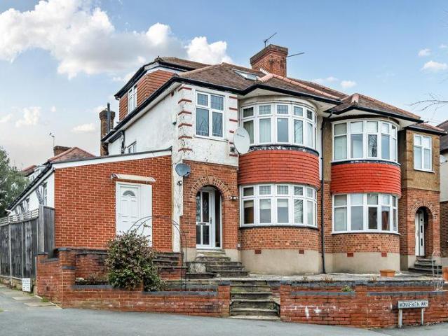 House for sale in Brunswick Park, Greater London