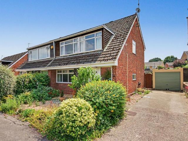 House for sale in Waltham Chase, Hampshire