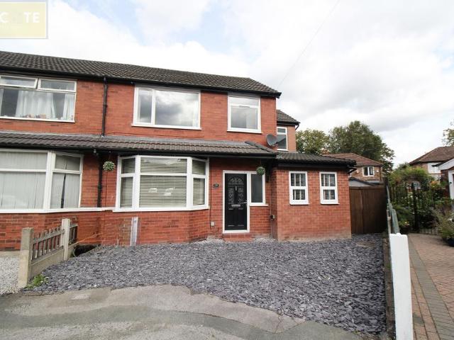 House for sale in Woodsend, Trafford Park