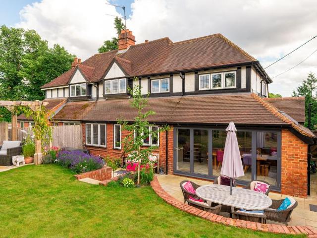 House for sale in Shiplake, Berrick Salome