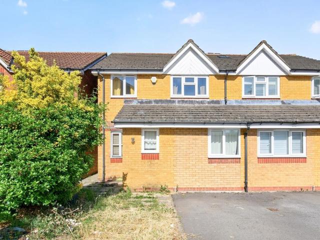 House for sale in Berrylands, Greater London