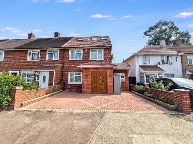 House for sale in London Borough of Hounslow, Greater London