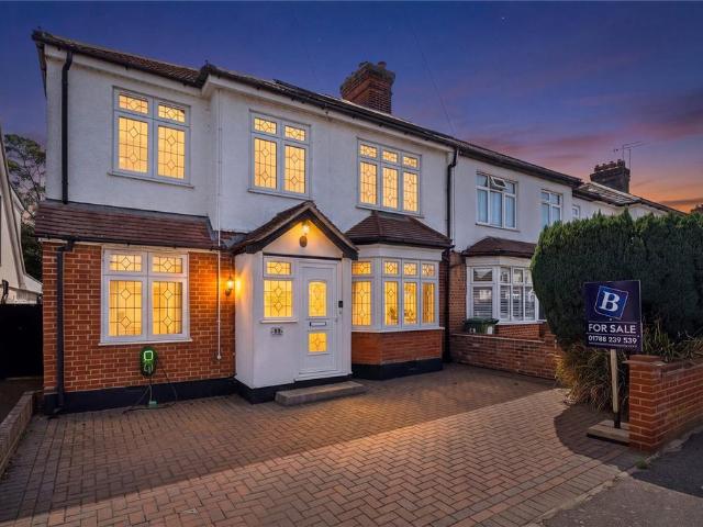 House for sale in Upminster, Greater London