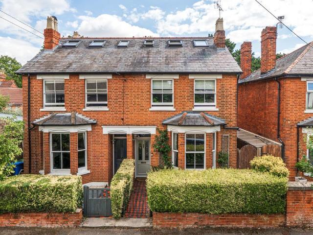 House for sale in Fishery, Maidenhead