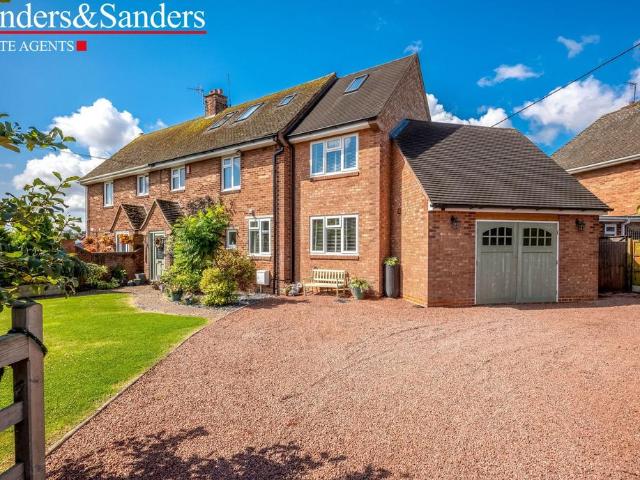 House for sale in Iron Cross, Stratford-on-Avon