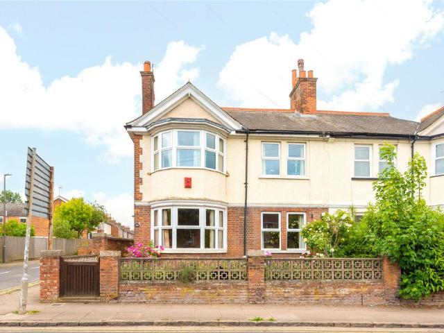 House for sale in Walton, Aylesbury