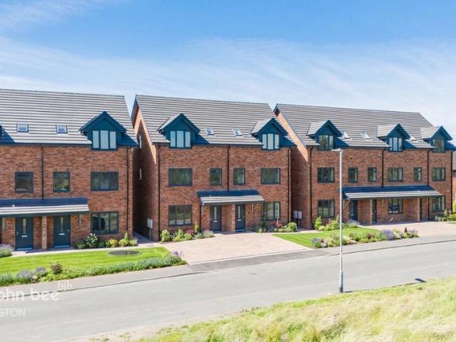 House for sale in Fenton, Stoke-on-Trent