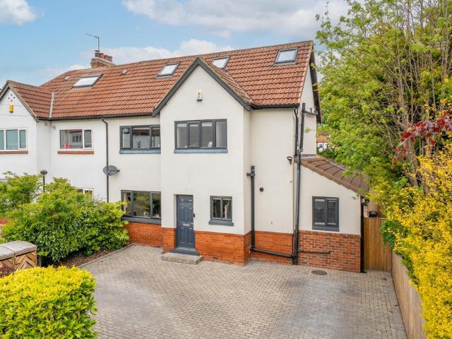 House for sale in Chapel Allerton, West Yorkshire