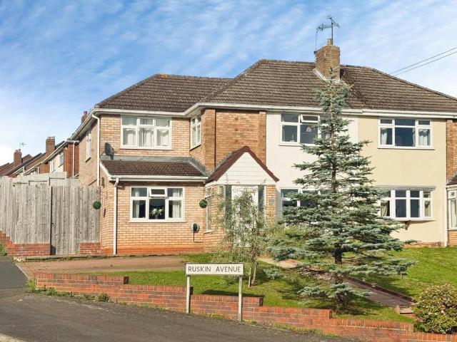 House for sale in The Straits, Dudley