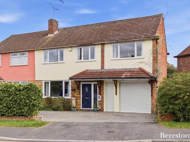 House for sale in Hutton, Navestock Side