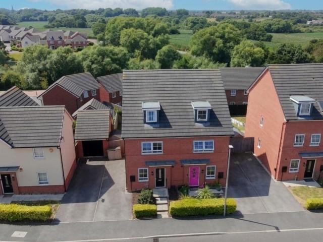 House for sale in Davenham, Cheshire