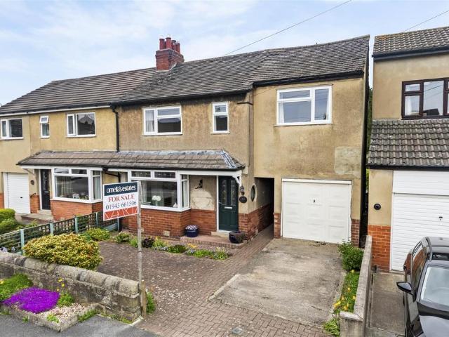 House for sale in Shaw Lane, Yeadon