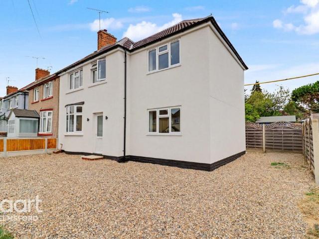 House for sale in Moulsham, Chelmsford